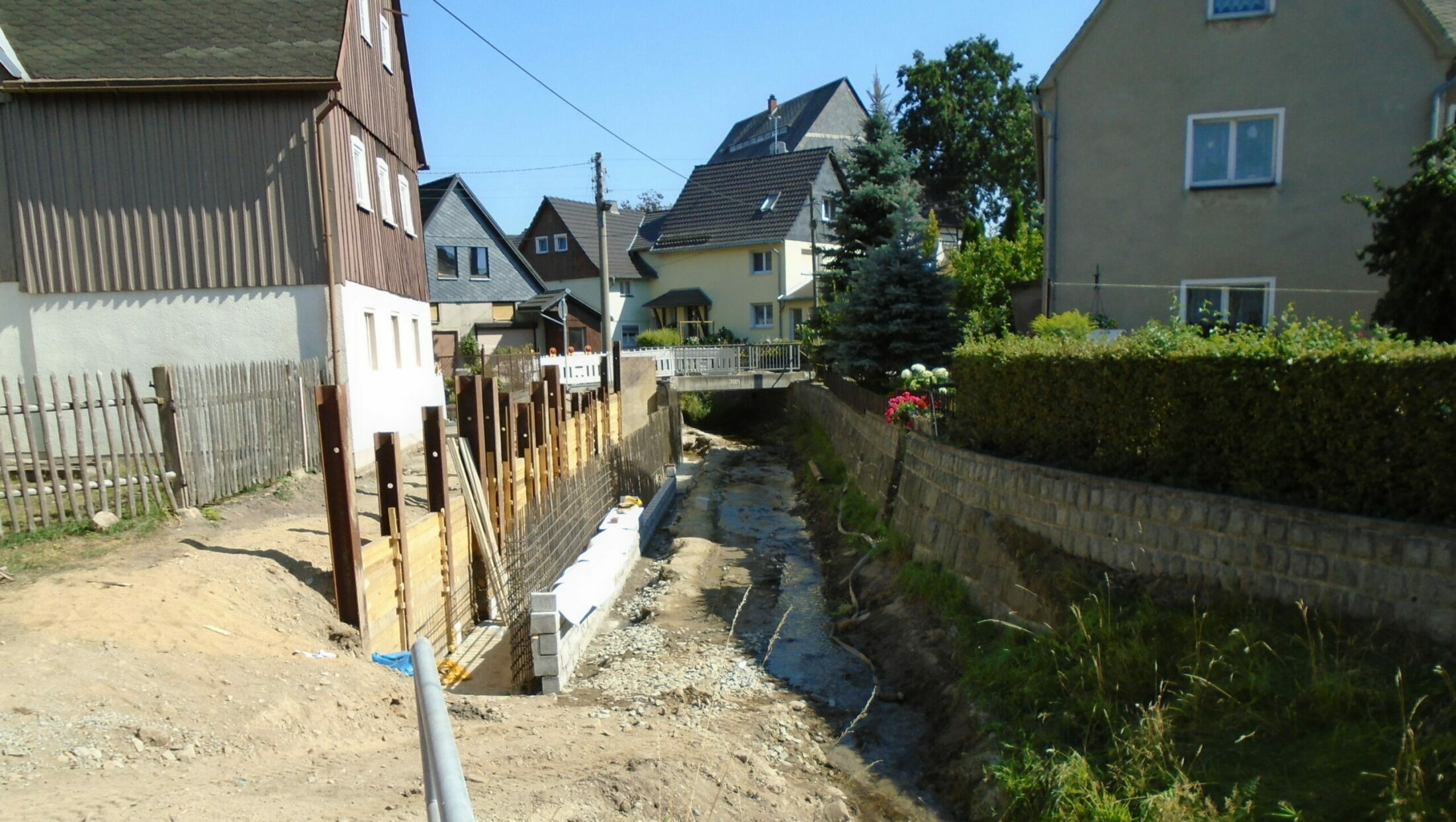 Ersatzneubau mehrerer Stützmauern am Bachweg